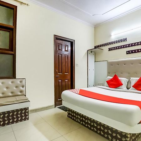 Hotel O Tushar Continental 新德里 外观 照片