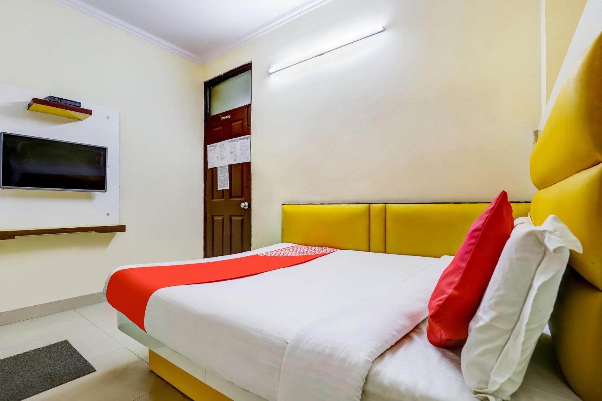 Hotel O Tushar Continental 新德里 外观 照片