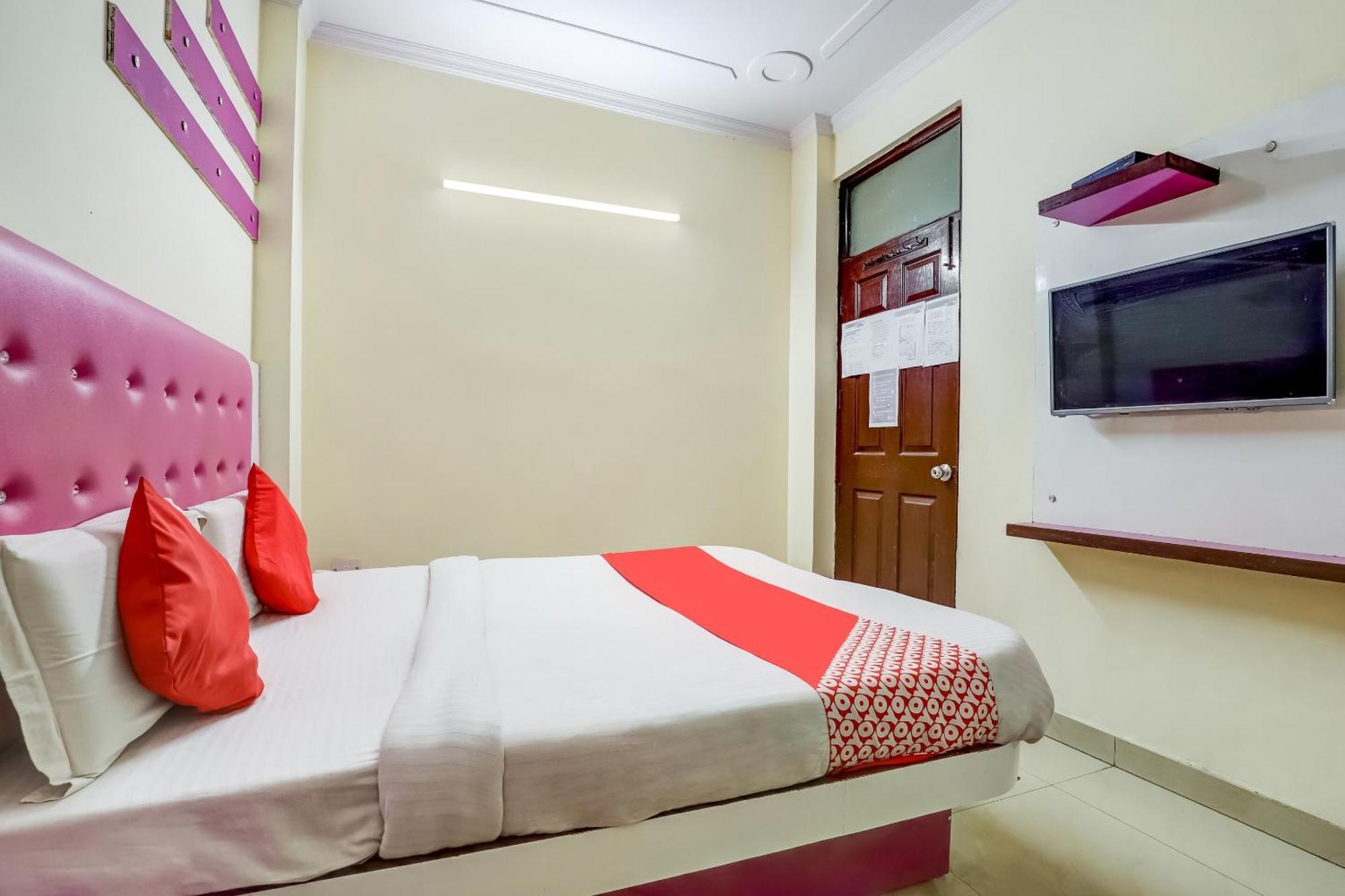 Hotel O Tushar Continental 新德里 外观 照片
