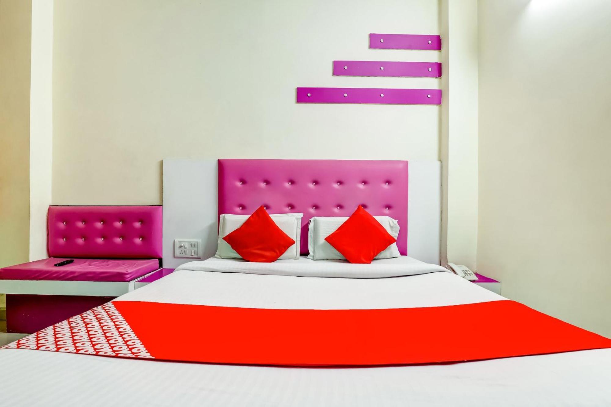 Hotel O Tushar Continental 新德里 外观 照片