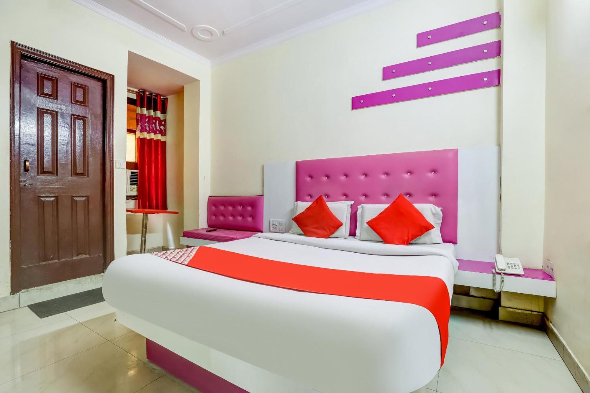 Hotel O Tushar Continental 新德里 外观 照片
